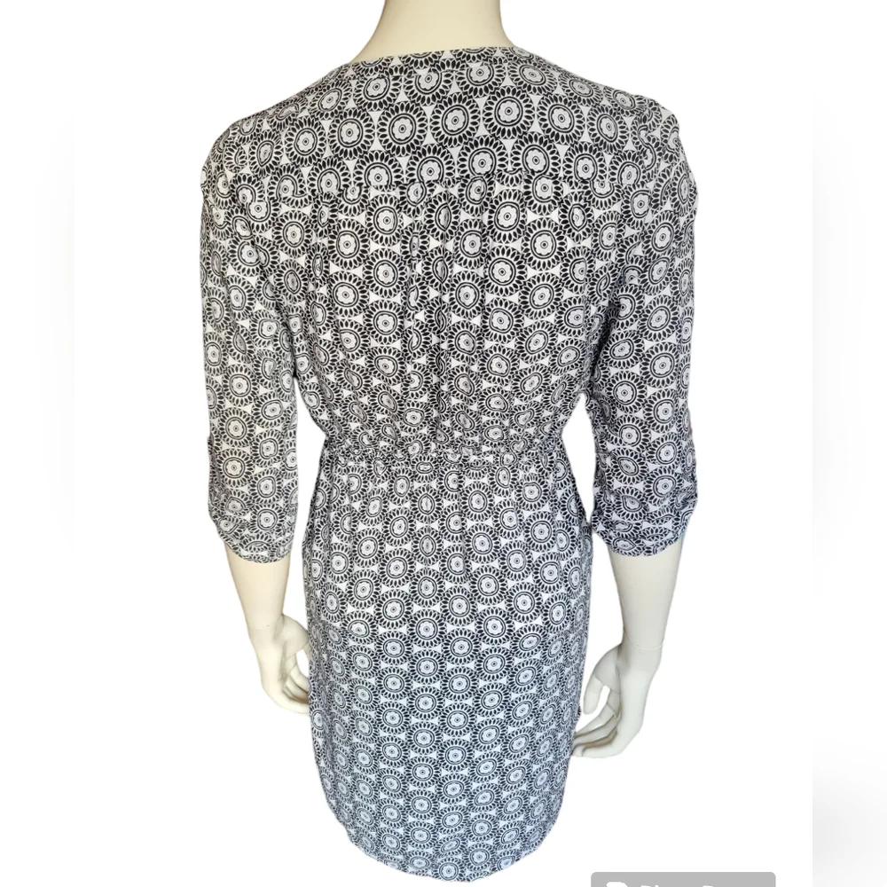 XS black and white dress by Loft - Picture 3 of 6